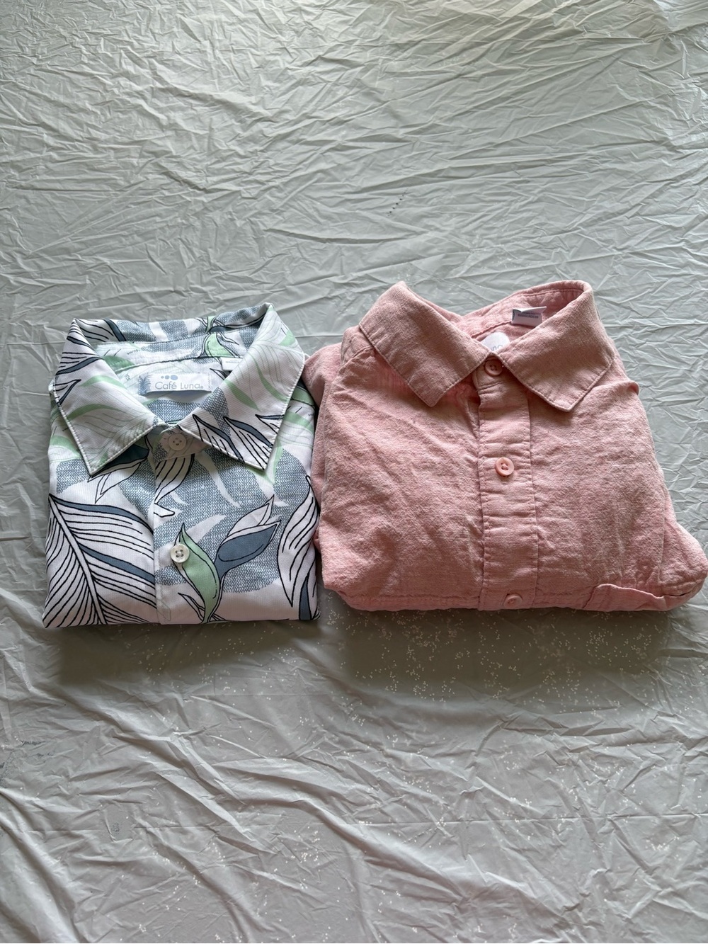 Cafe Luna Small Pink Button-Up Linen Shirt & Green Leaf Print Top Bundle